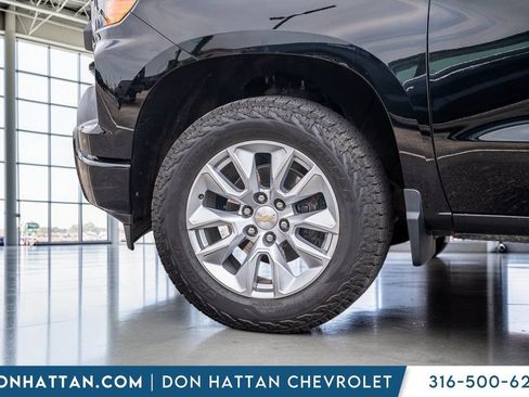 Used 2024 Chevrolet Silverado 1500 Custom AWD/4WD image 23