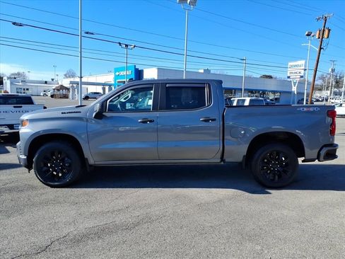 Used 2022 Chevrolet Silverado 1500 Custom image 7