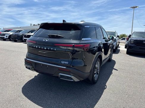 Used 2022 INFINITI QX60 Luxe w/ Performance Audio Package FWD image 2