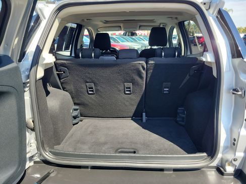 Used 2021 Ford EcoSport SE FWD image 28