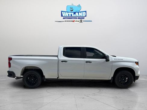 Used 2024 Chevrolet Silverado 1500 W/T w/ Trailering Package image 8