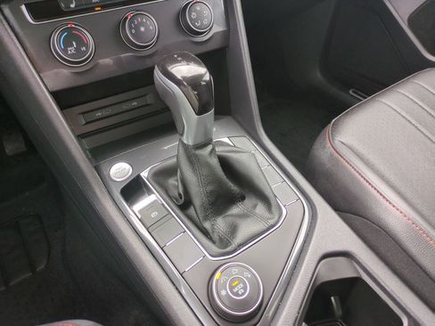 Certified 2024 Volkswagen Tiguan Wolfsburg Edition image 28