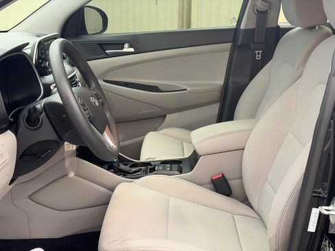 Used 2021 Hyundai Tucson SE w/ Cargo Package FWD image 18