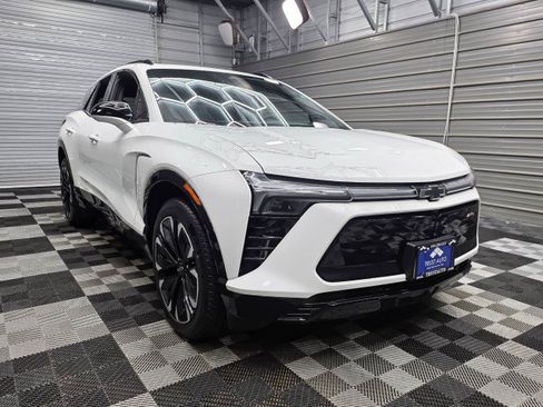 Used 2024 Chevrolet Blazer EV RS AWD/4WD image 5