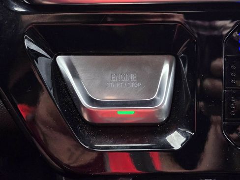 Used 2023 GMC Sierra 1500 Denali AWD/4WD image 19