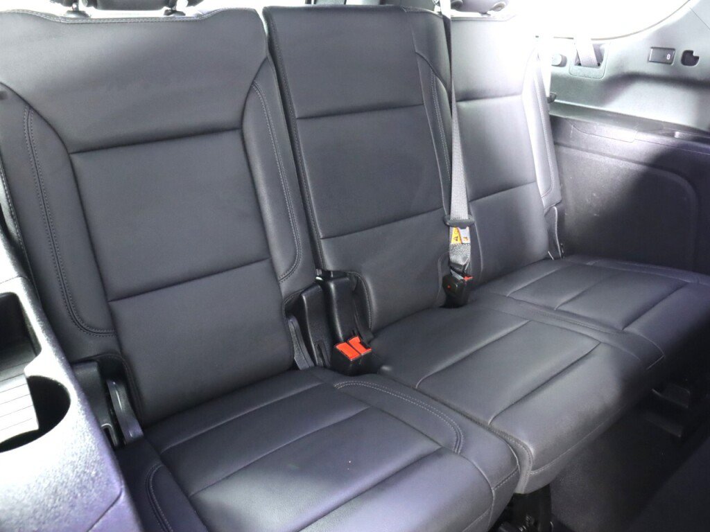Used 2024 Chevrolet Suburban LT AWD/4WD image 40