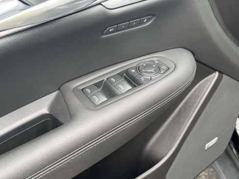 Used 2024 Cadillac XT5 Sportv w/ Technology Package AWD/4WD image 31