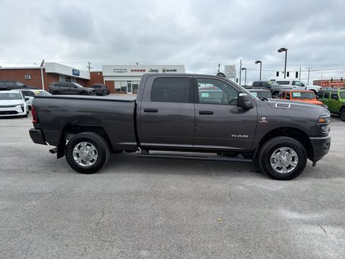 Certified 2025 RAM 2500 Big Horn AWD/4WD image 4