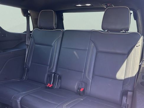 Used 2021 GMC Yukon SLT image 18