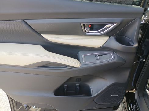 New 2026 Subaru Ascent Limited image 12