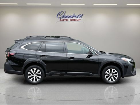 Certified 2023 Subaru Outback Premium AWD/4WD image 3