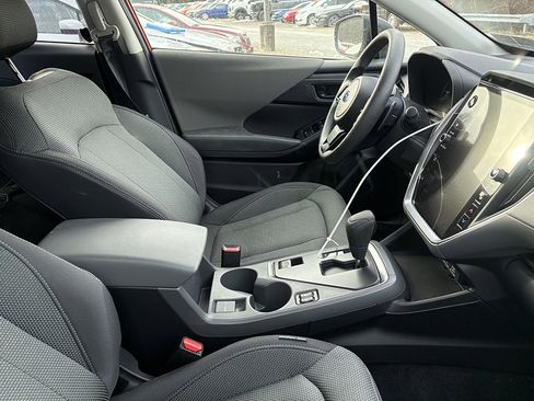 Used 2024 Subaru Crosstrek 2.0i Premium image 2