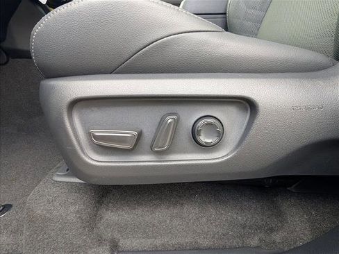 New 2025 Toyota 4Runner TRD Off-Road Premium image 17