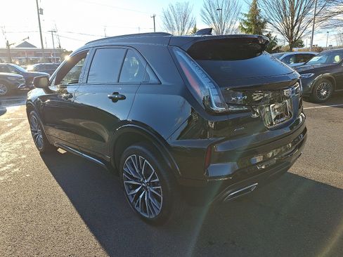 Used 2024 Cadillac XT4 Sport image 4
