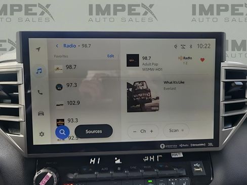 Used 2024 Toyota Tundra Limited image 18