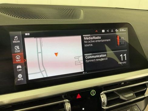 Used 2022 BMW 330i xDrive Sedan w/ Premium Package image 14