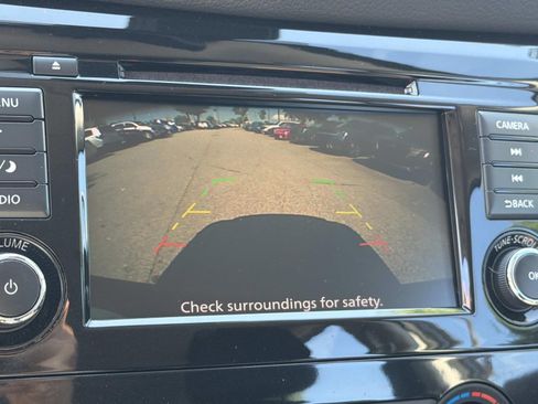 Used 2022 Nissan Rogue Sport S FWD image 32