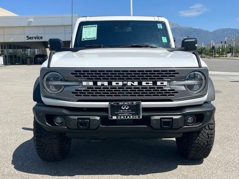 Used 2023 Ford Bronco Badlands AWD/4WD image 3