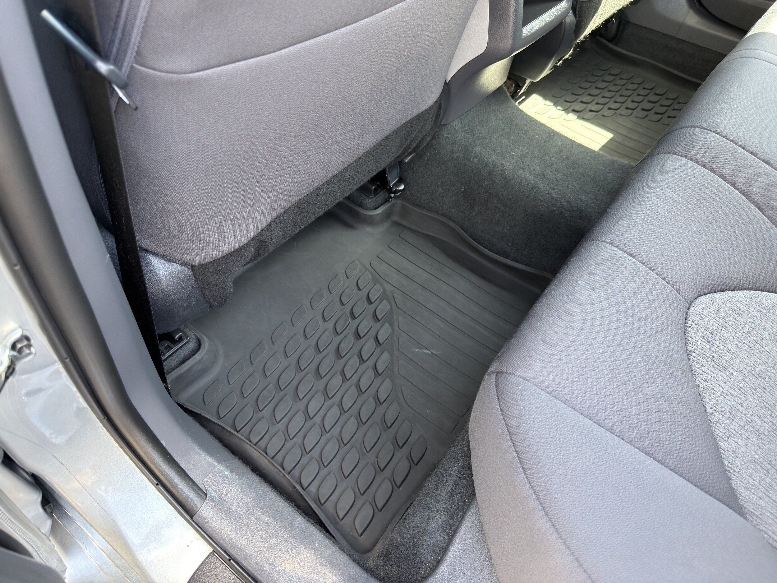 Used 2024 Toyota Camry LE FWD image 21