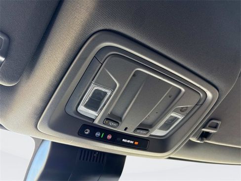 Used 2024 Chevrolet Silverado 3500 W/T image 32