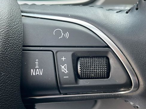 Used 2015 Audi Q7 TDI Premium Plus AWD/4WD image 29