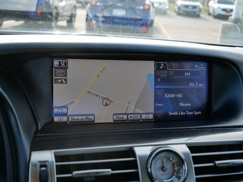 Used 2014 Lexus LS 460 AWD image 23