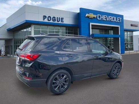 Used 2024 Chevrolet Equinox RS AWD/4WD image 2