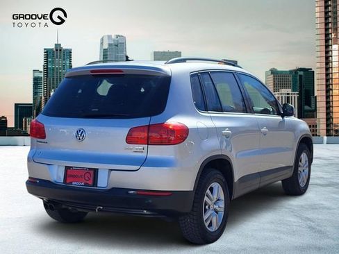 Used 2015 Volkswagen Tiguan S image 5