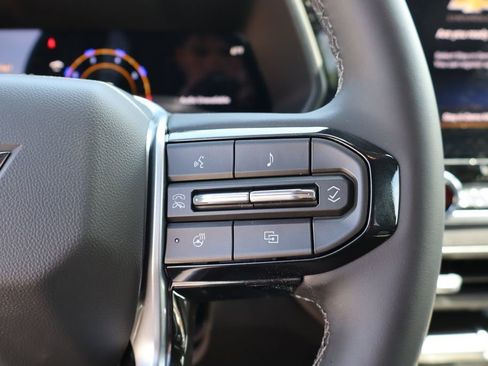 New 2026 Chevrolet Colorado Trail Boss w/ Midnight Edition AWD/4WD image 18