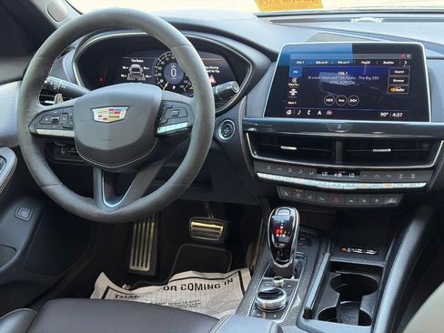 Used 2024 Cadillac CT5 V w/ Premium Package AWD/4WD image 10