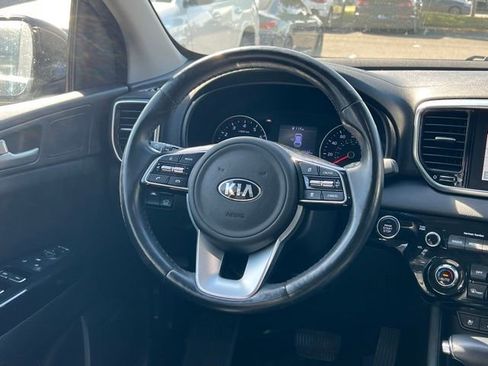 Used 2022 Kia Sportage EX w/ EX Technology Package AWD/4WD image 12
