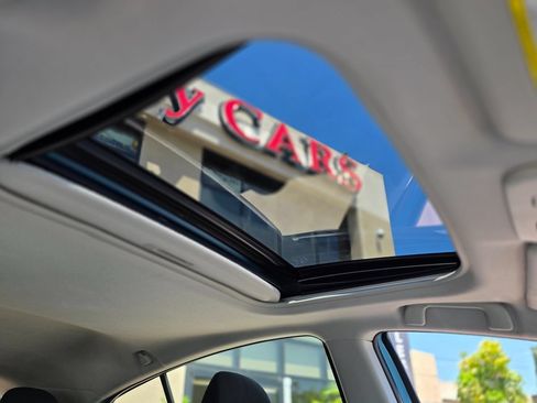 Used 2015 Toyota Prius C Three FWD image 17