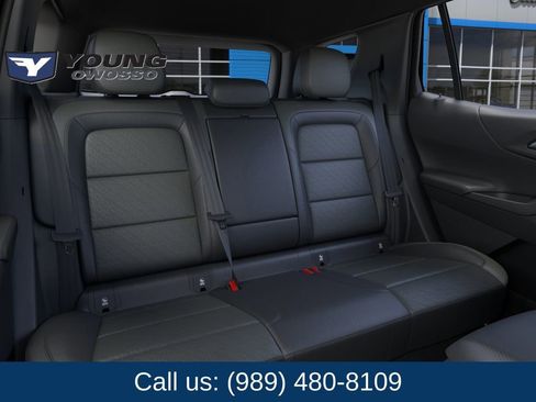 New 2026 Chevrolet Equinox LT w/ Convenience Package II FWD image 17