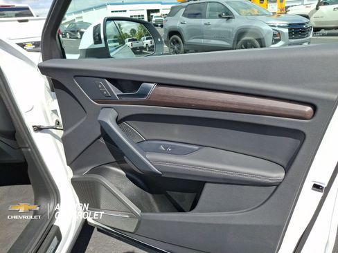 Used 2024 Audi Q5 2.0T Premium Plus AWD/4WD image 21