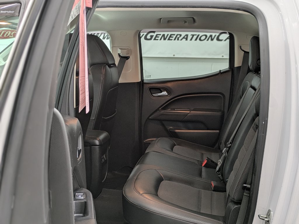 Used 2018 GMC Canyon All Terrain w/ All Terrain X Package AWD/4WD image 31