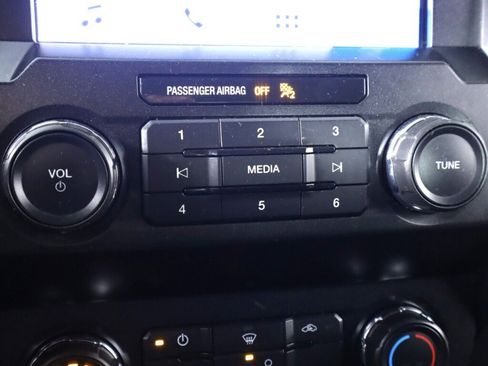 Used 2019 Ford F150 XL w/ Equipment Group 101A Mid AWD/4WD image 23