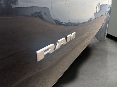 Used 2024 RAM 1500 Laramie image 10