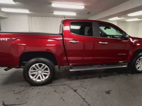 Certified 2019 GMC Canyon SLT w/ Driver Alert Package AWD/4WD image 9