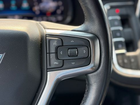 Used 2022 Chevrolet Tahoe Premier AWD/4WD image 11