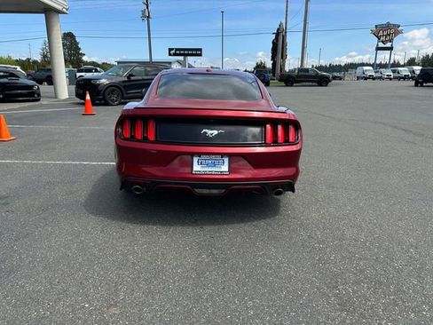 Used 2015 Ford Mustang Premium RWD image 3