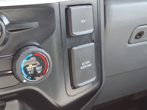 Used 2025 Ford F250 XLT AWD/4WD image 24