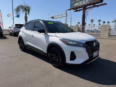 Used 2023 Nissan Kicks SR FWD image 1
