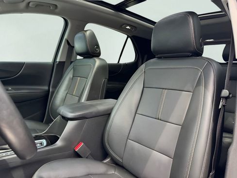 Used 2023 Chevrolet Equinox Premier FWD image 11