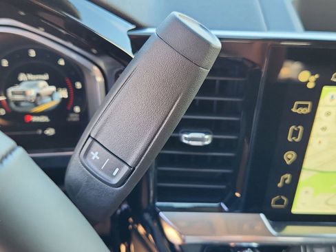 New 2026 GMC Sierra 2500 SLT w/ SLT Premium Package image 14