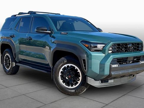 Used 2025 Toyota 4Runner TRD Off-Road AWD/4WD image 3