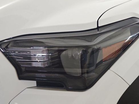 Used 2025 Toyota 4Runner TRD Off-Road Premium AWD/4WD image 33