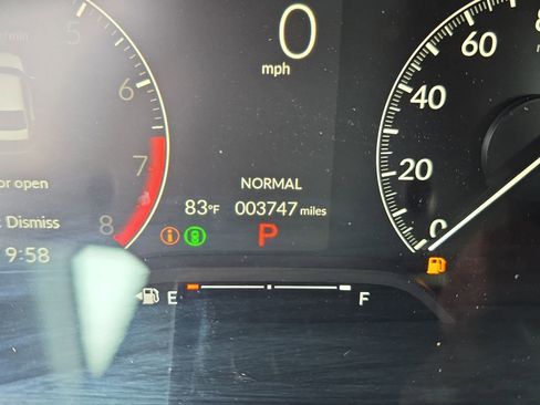 Used 2025 Honda Civic Sport image 26