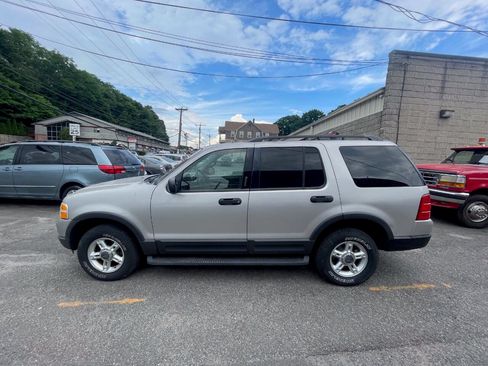 Used 2003 Ford Explorer Sport XLT AWD/4WD image 4