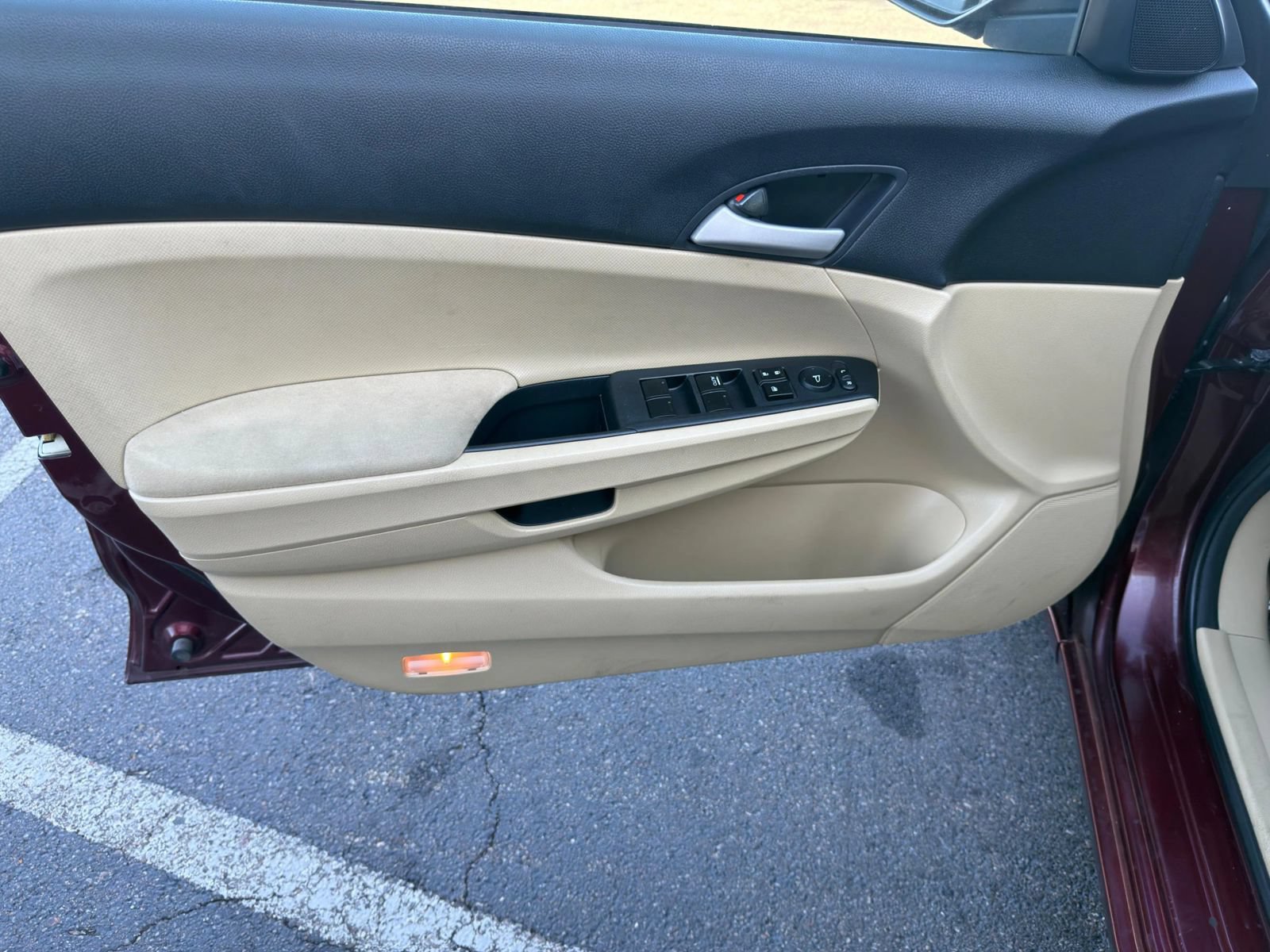Used 2012 Honda Accord LX image 36