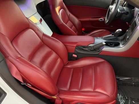 Used 2006 Chevrolet Corvette Convertible w/ Preferred Equipment Group image 18